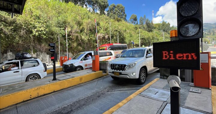 Más de 520 mil vehículos recorren Antioquia con tranquilidad en el puente de Reyes