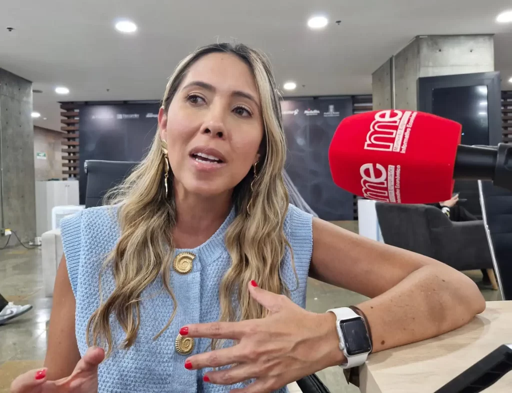 Ana Lucía López, gerente de ventas de FedEx.