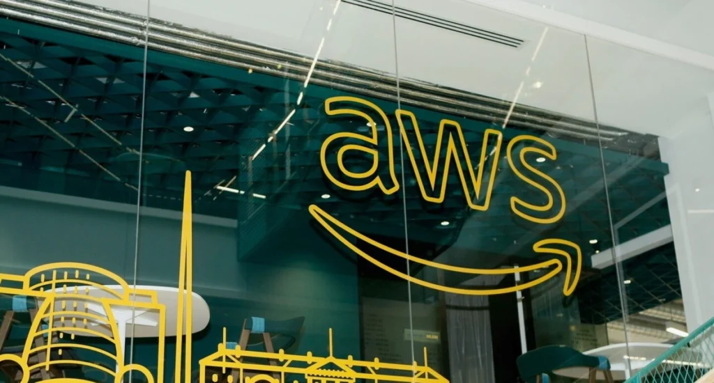 AWS impulsa startups en Medellín con tecnología e inteligencia artificial