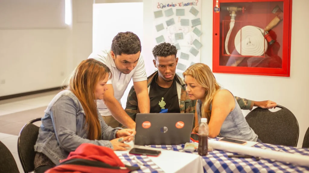 Empresas deben reenfocar habilidades por avance de la IA