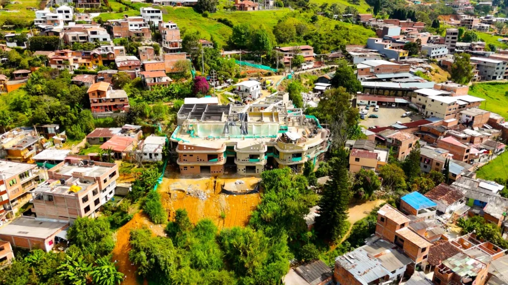 Medellín financia obras públicas con pagos urbanísticos