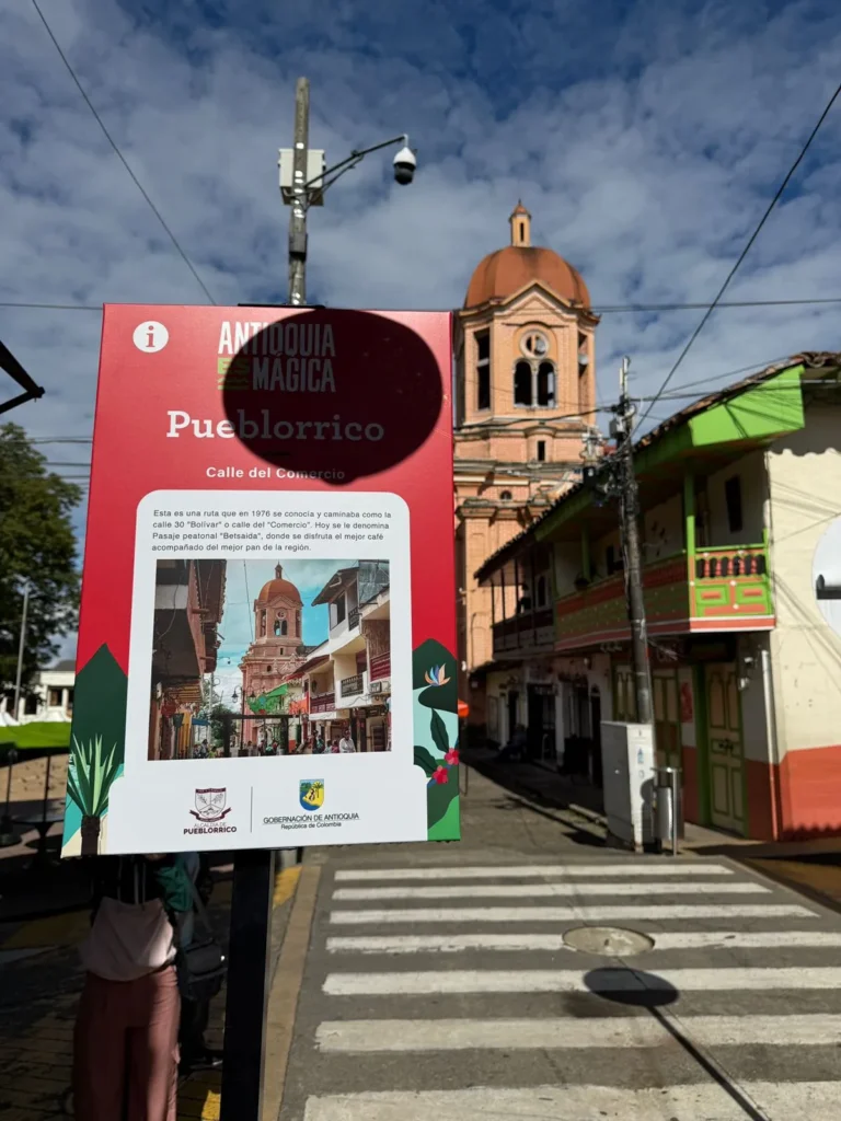 Señalética turística impulsa 15 municipios mágicos de Antioquia