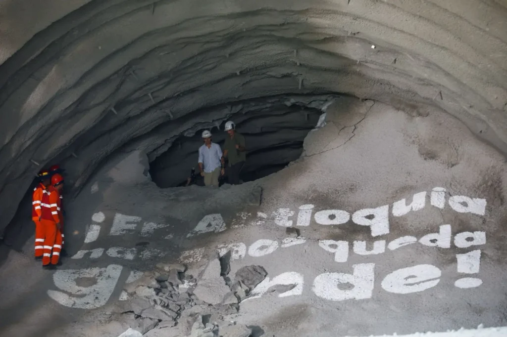 Túnel 0 marca un nuevo avance de la Vía al Mar hacia Urabá