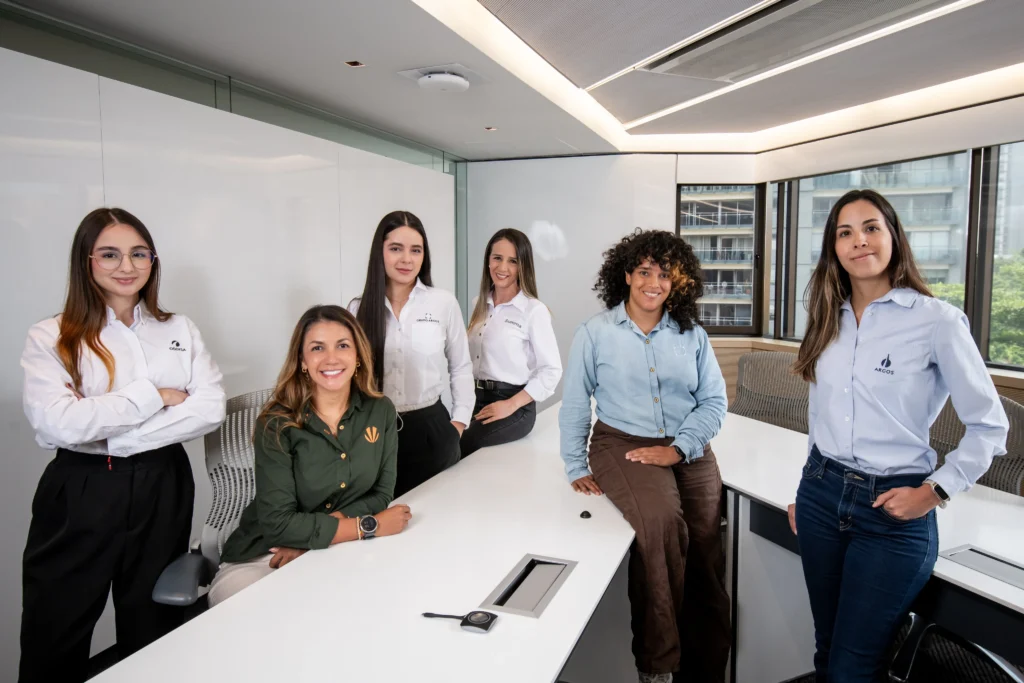 Grupo Argos impulsa su talento y sube siete puestos en Merco
