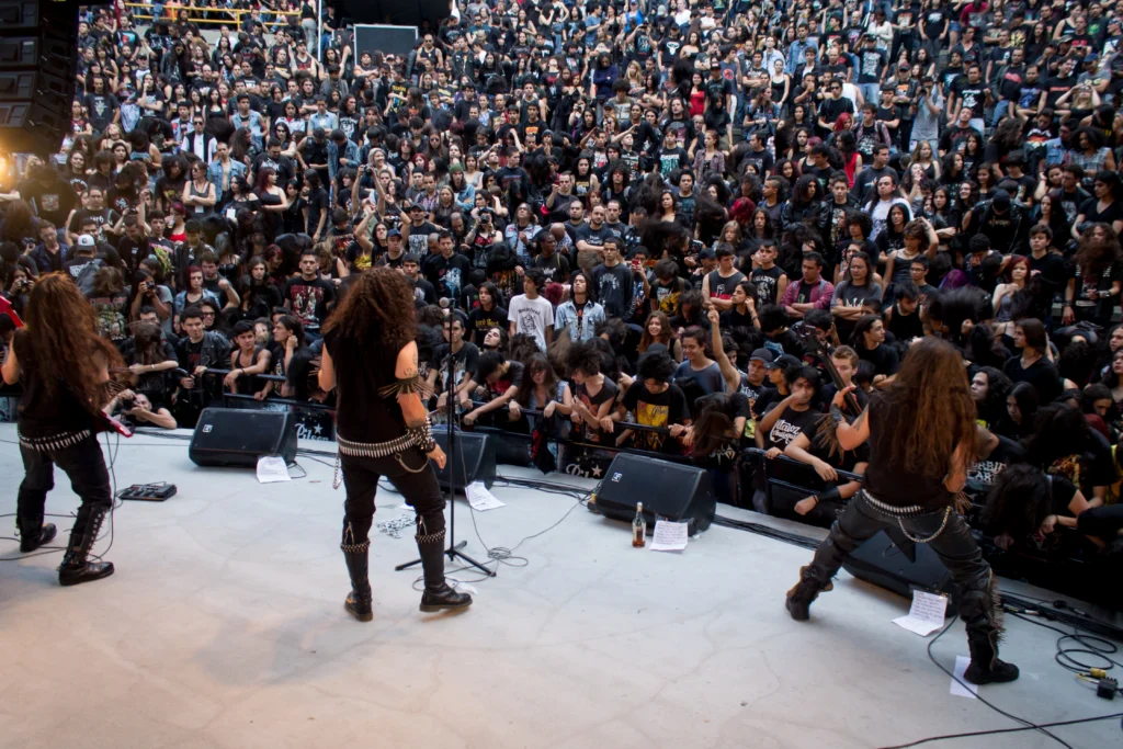 Rockatón 2026: bandas, horarios y ayudas en Medellín