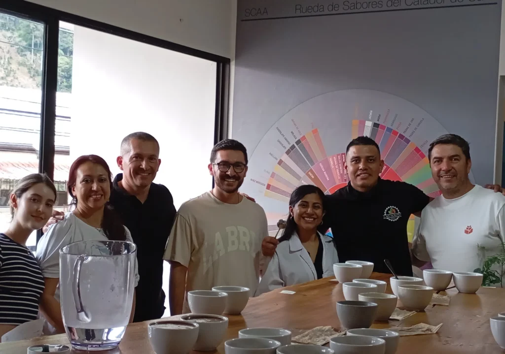 666 MiPymes crecen con apoyo empresarial en Antioquia
