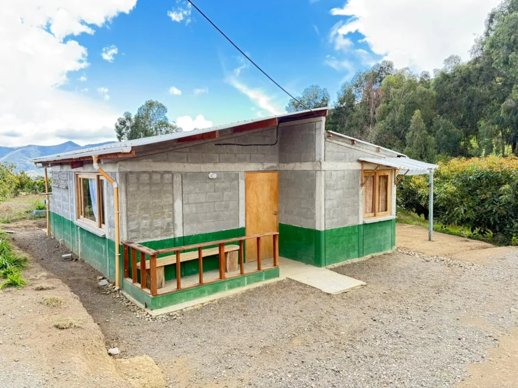 Reconstrucción de 21 viviendas rurales en Antioquia