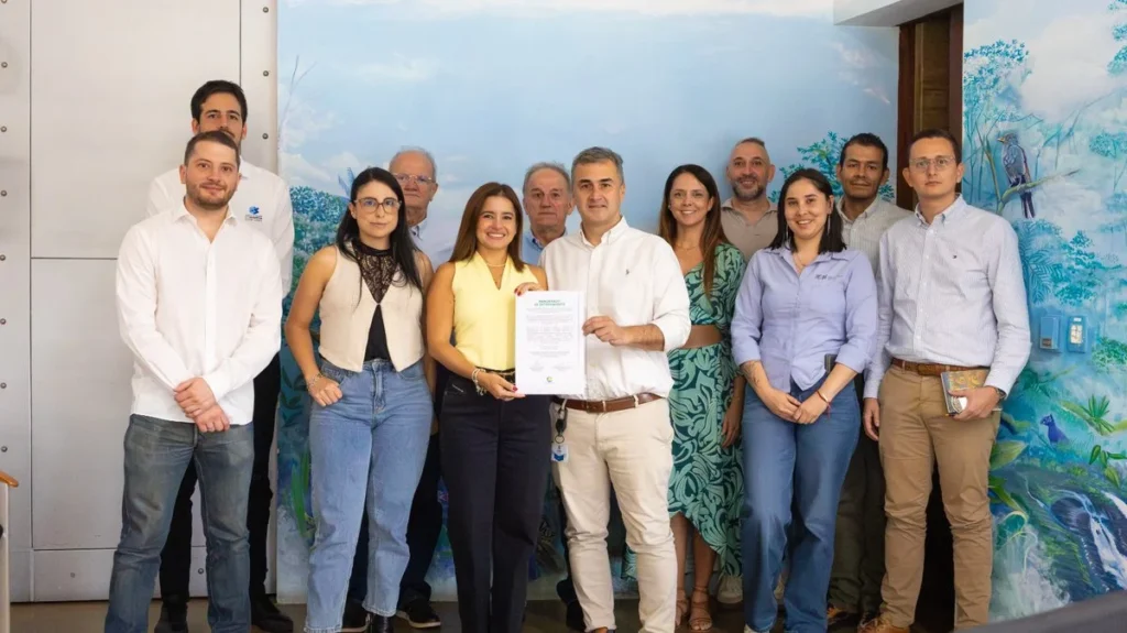 Corantioquia y CCI Antioquia acuerdan acciones de sostenibilidad