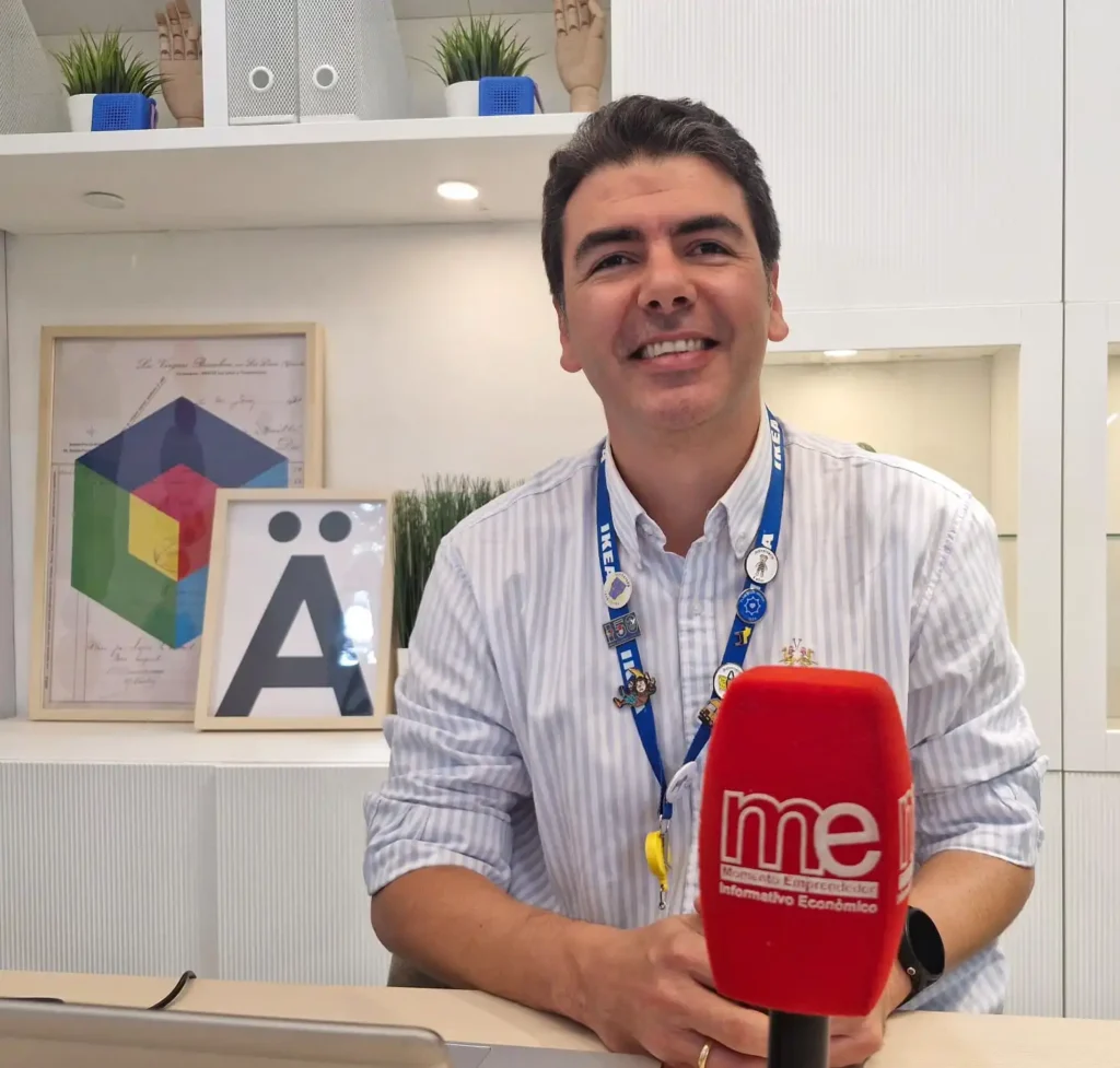 Juan Camilo Iannini, líder B2B de IKEA Colombia, destacó la apuesta de la marca por las cocinas METOD y los clósets PAX.