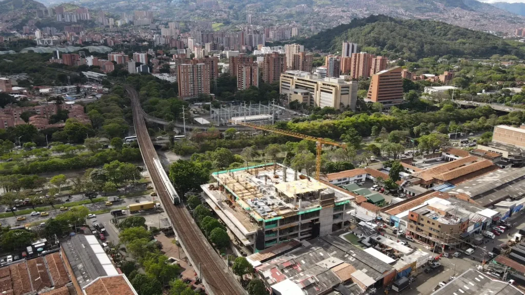 C5i Medellín: avance del 36%, inversión y operación en 2027