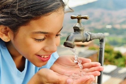 Medellín suspende cortes de agua y pide ahorrar