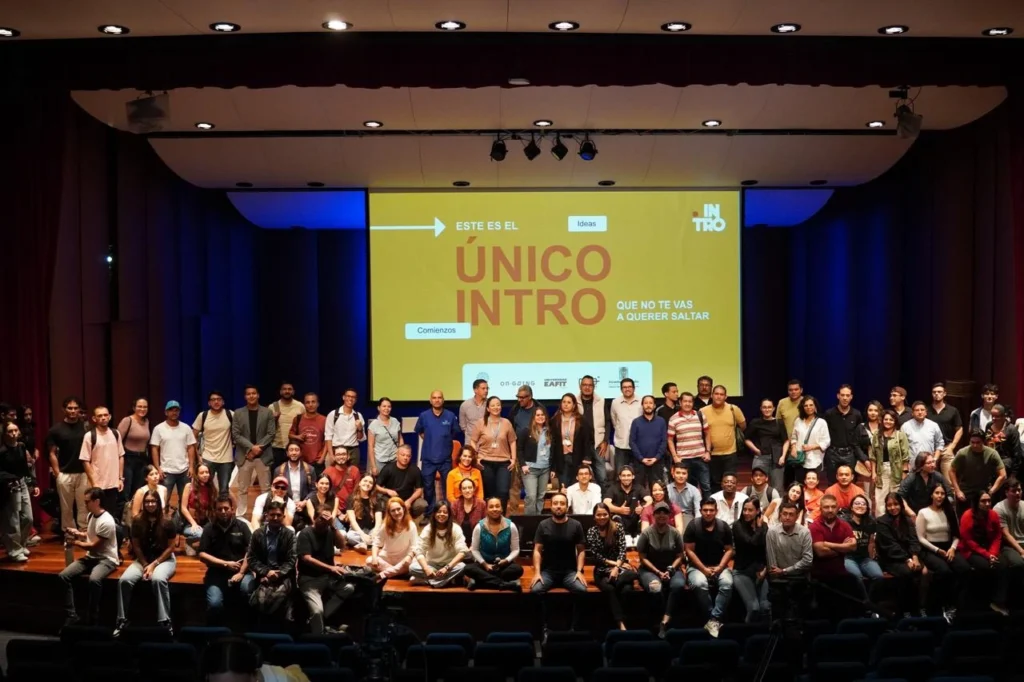 ¿Cómo acceder a los 1.000 cupos de Intro 2.0 en Medellín?