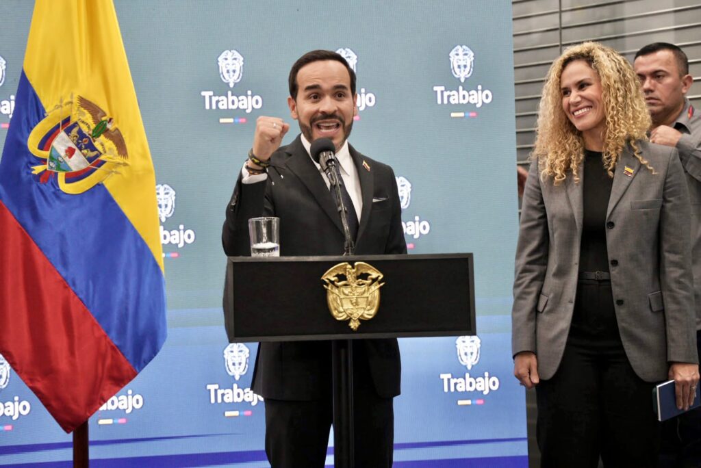 Gobierno anuncia estrategia para aumentar el empleo formal.
